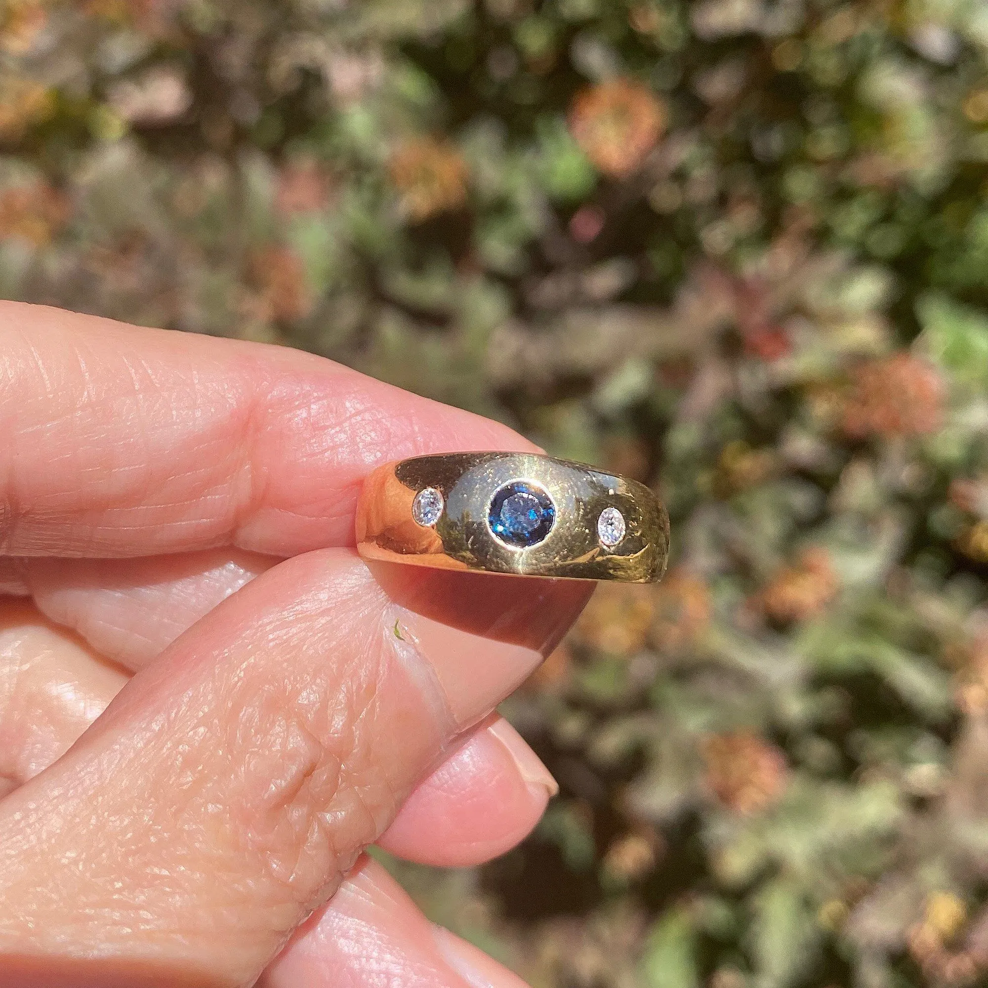 Antique Victorian 18K Gold Sapphire & Diamond Gypsy Ring