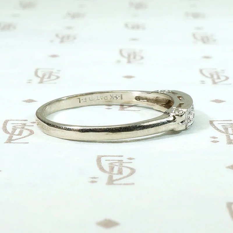 Milgrain White Gold & Diamond Vintage Wedding Band