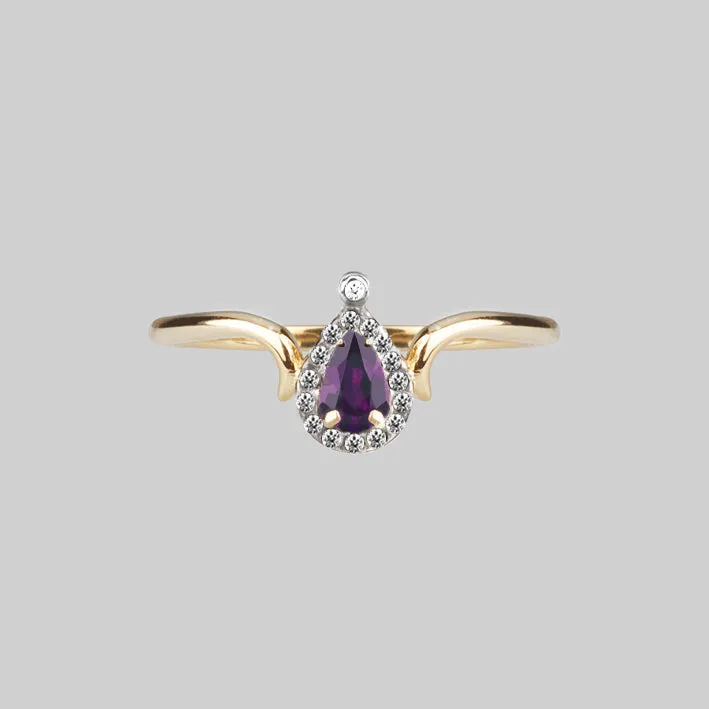 MONTAGUE. Amethyst Teardrop Gold Ring