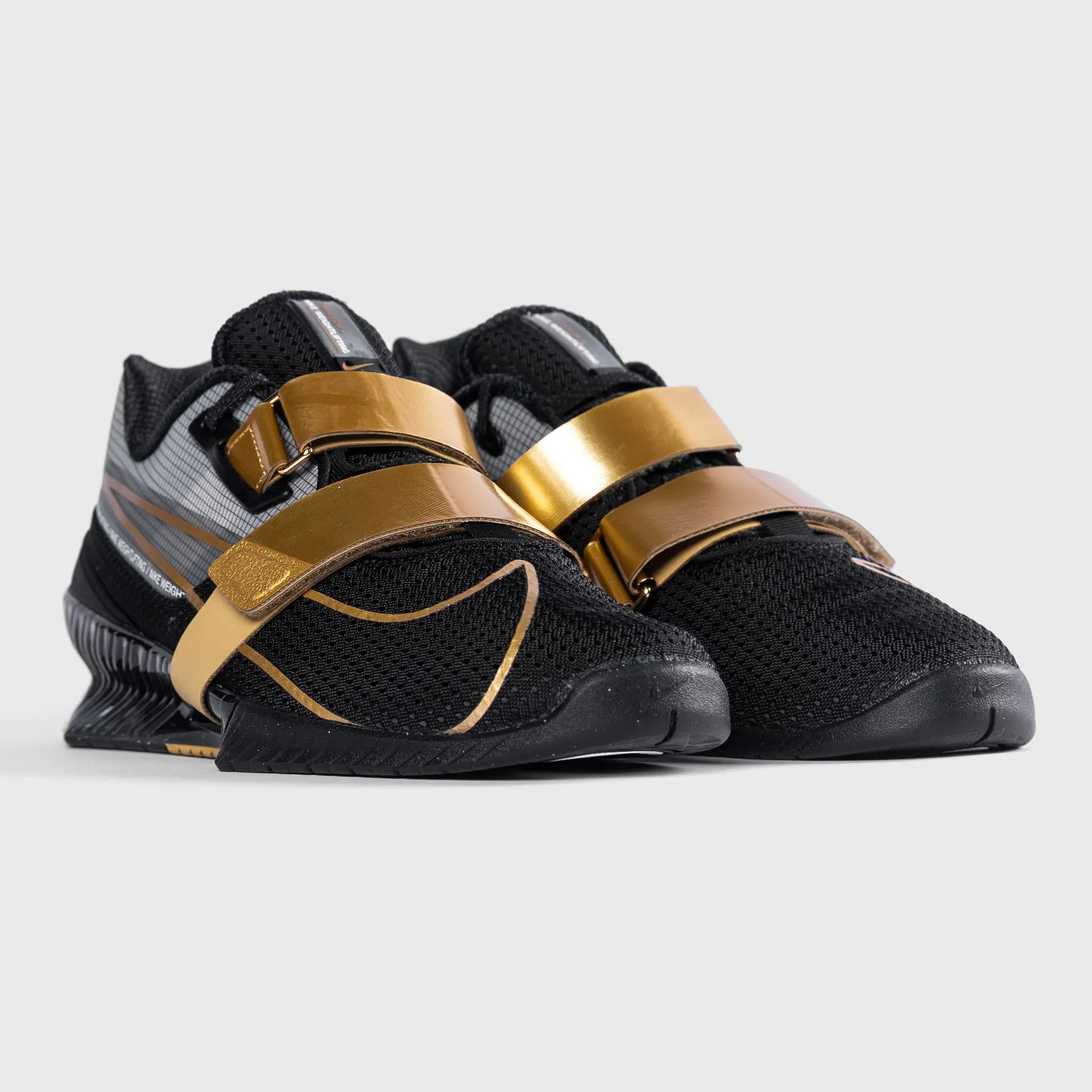 Nike - Romaleos 4 Weightlifting Shoes - BLACK/METALLIC GOLD-WHITE